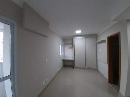 Apartamento para aluguel no Bairro Alto: 
