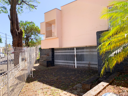 Casa Comercial à venda no Jardim Europa: casa-para-comprar-no-jardim-europa-01