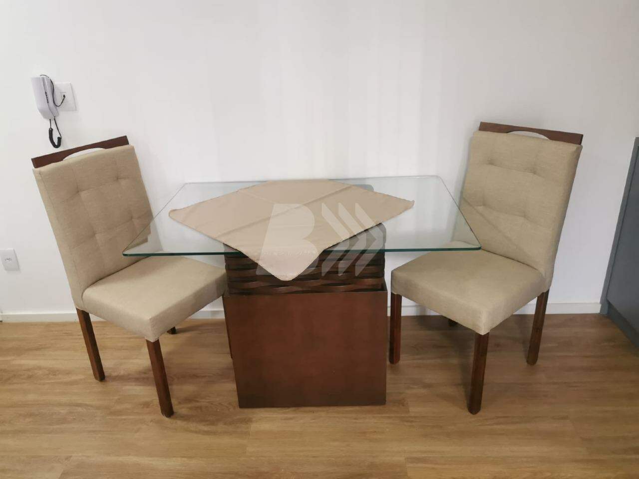 Apartamento para aluguel no Bairro Alto: 