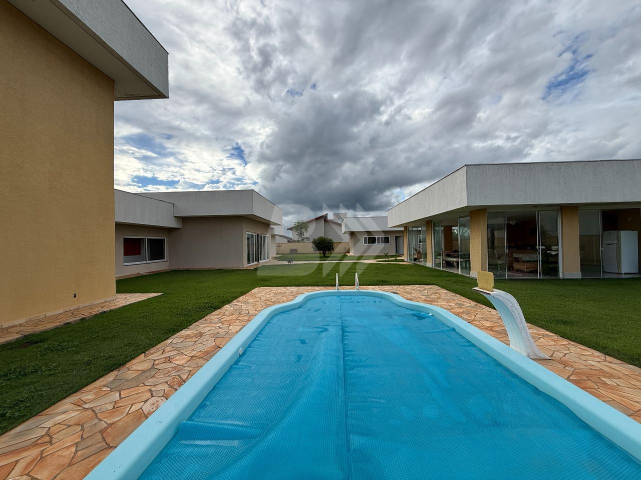 Casa de Condomínio à venda no Campestre: 