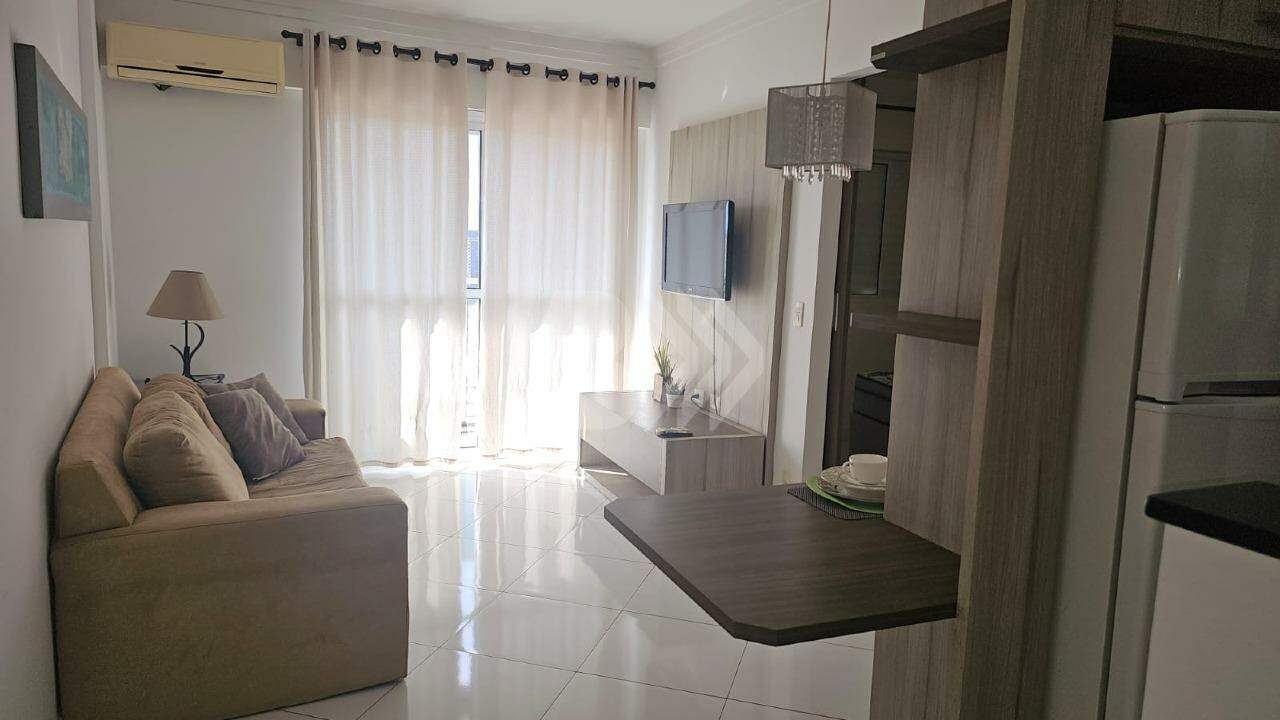 Apartamento para aluguel no Bairro Alto: 