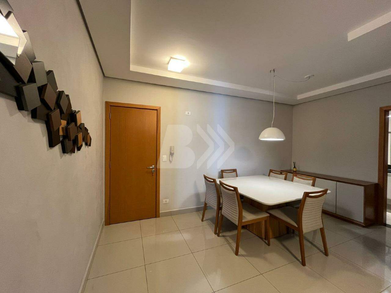 Apartamento para aluguel no Centro: 