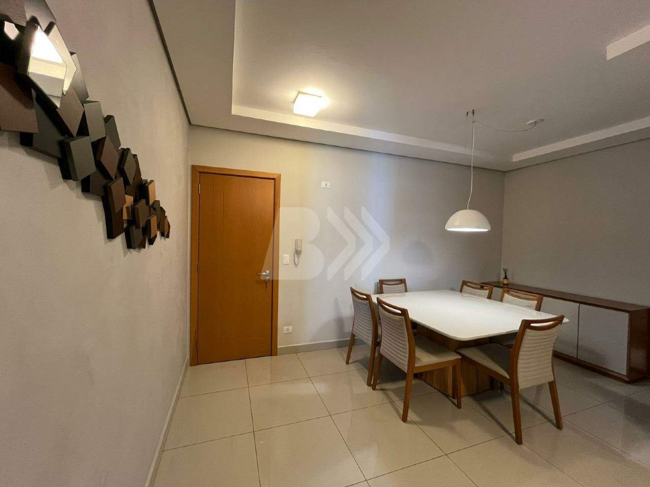 Apartamento para aluguel no Centro: 