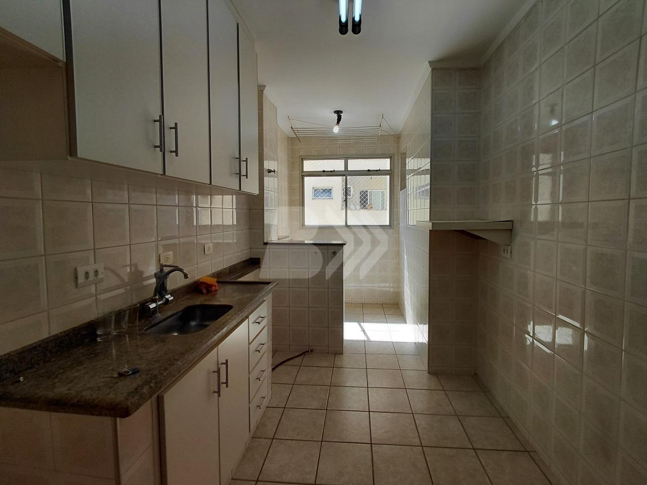 Apartamento para aluguel no Bairro Alto: 