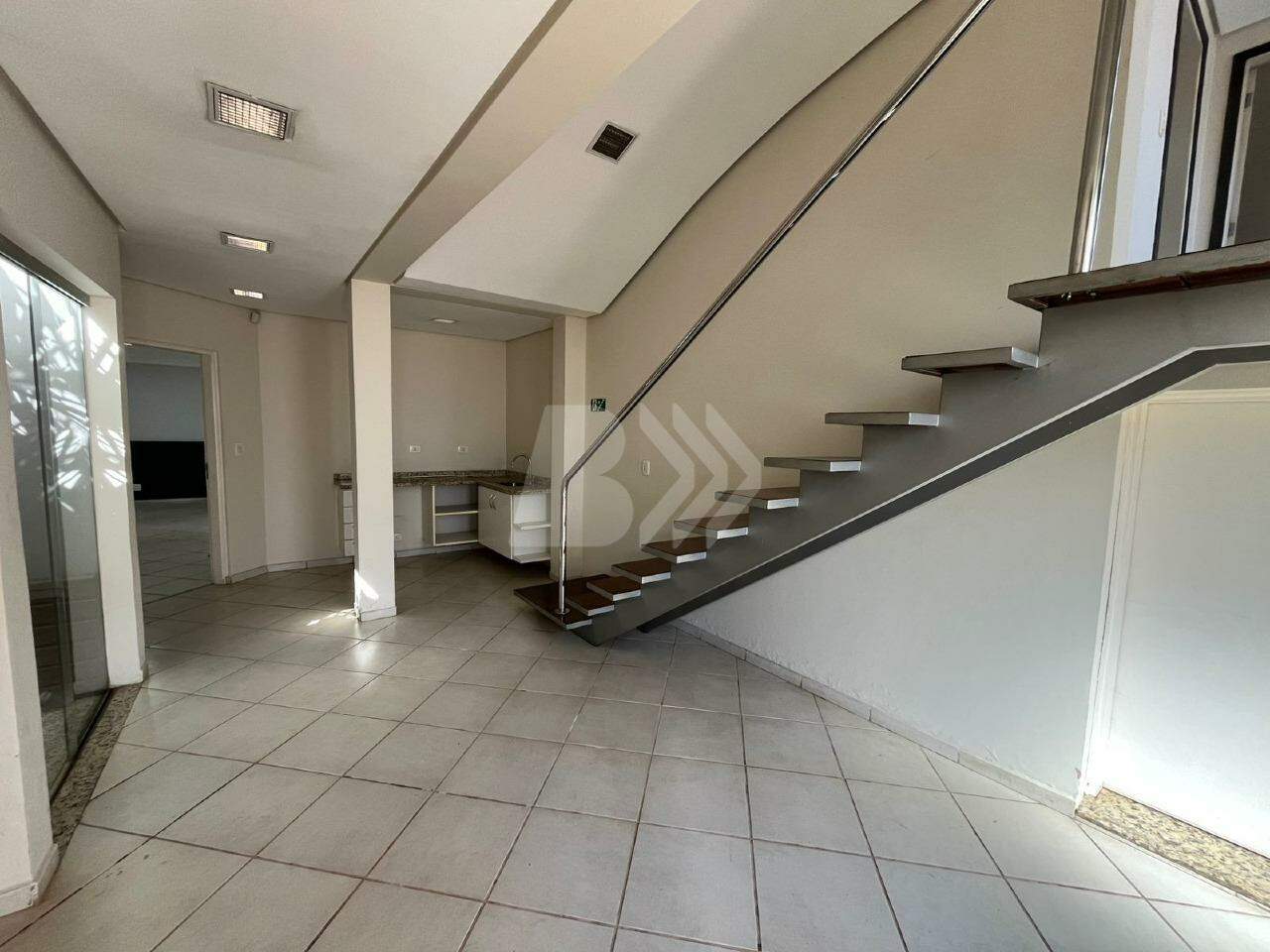 Casa Comercial para aluguel no Cidade Jardim: 