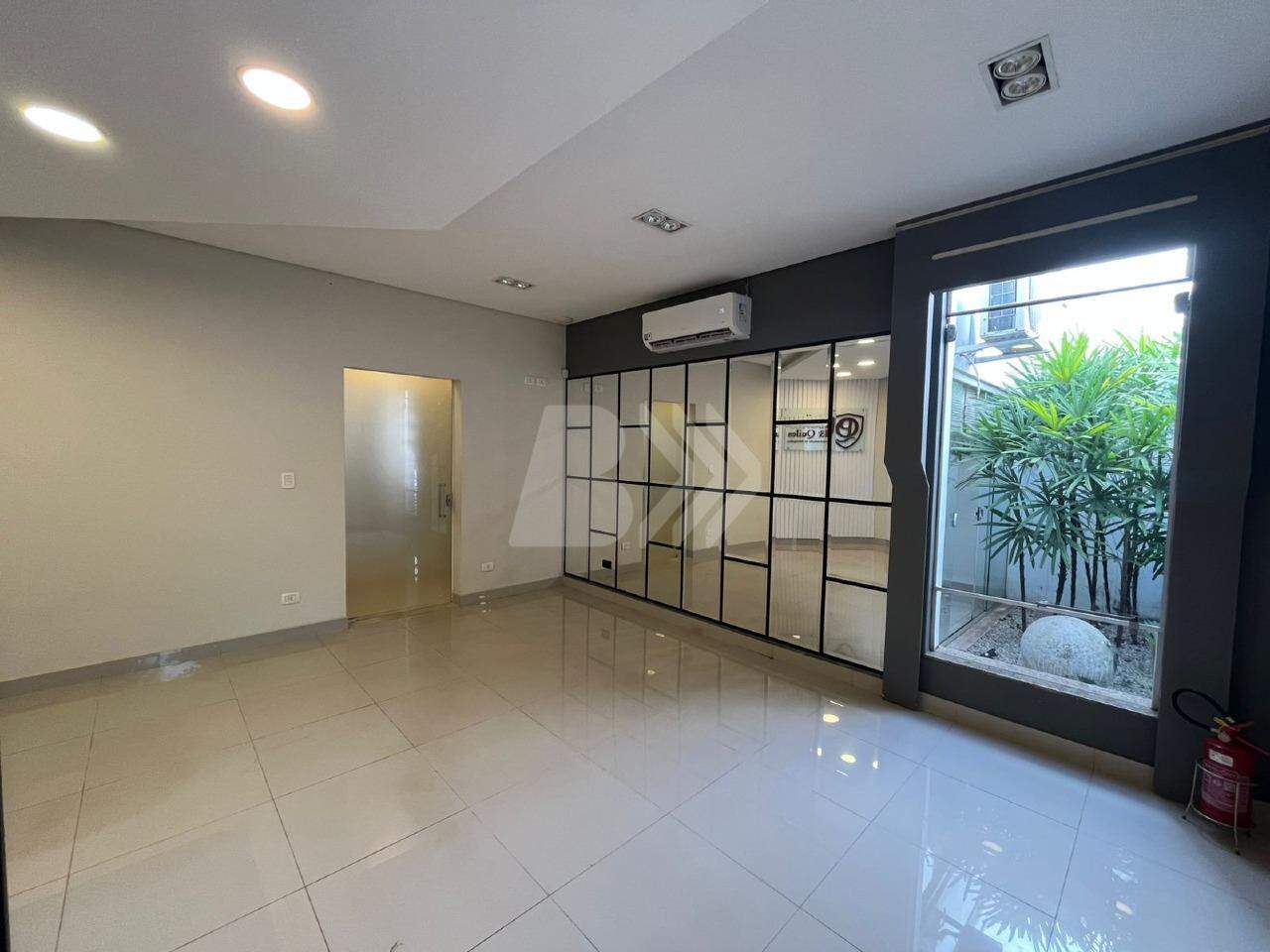 Casa Comercial para aluguel no Cidade Jardim: 