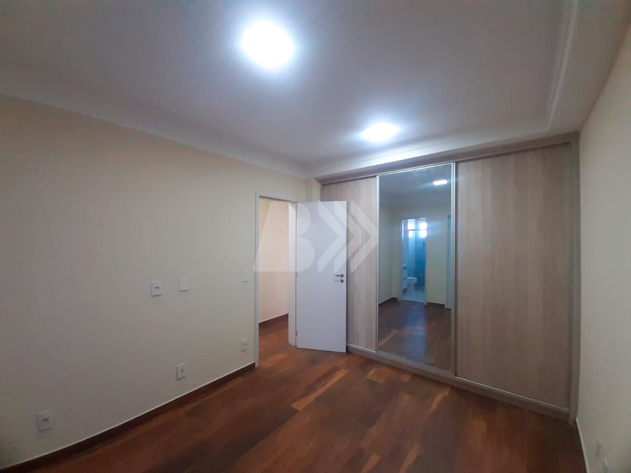 Apartamento para aluguel no Vila Independência: 
