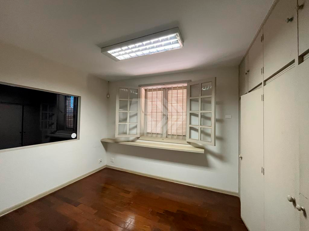 Casa Comercial para aluguel no Cidade Jardim: 