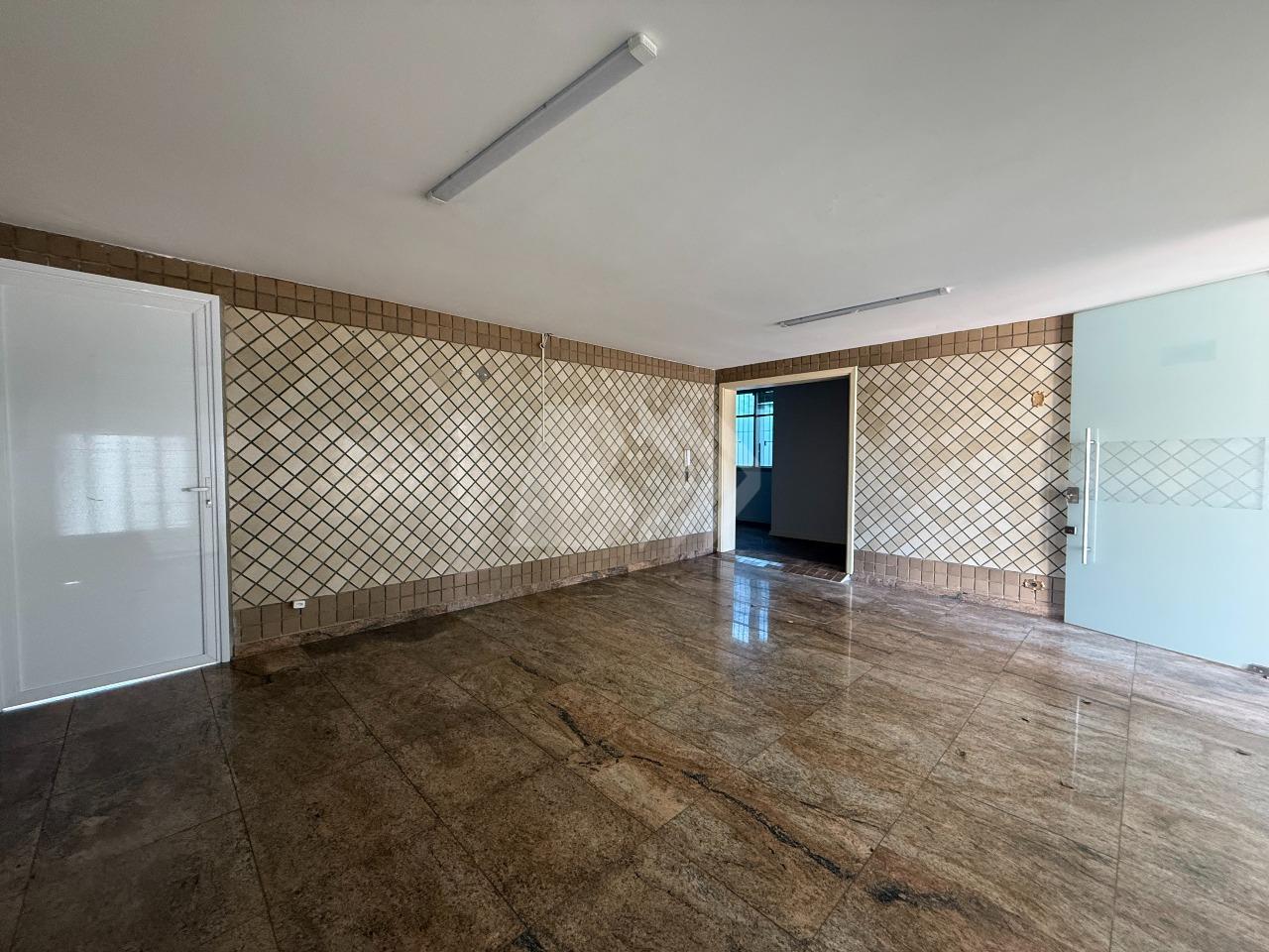 Casa Comercial para aluguel no Cidade Jardim: 