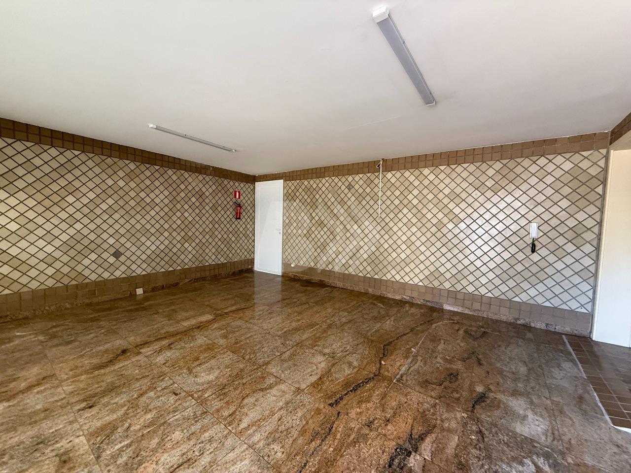 Casa Comercial para aluguel no Cidade Jardim: 