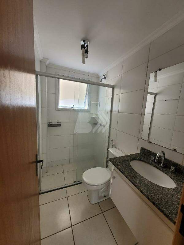 Apartamento para aluguel no São Dimas: 