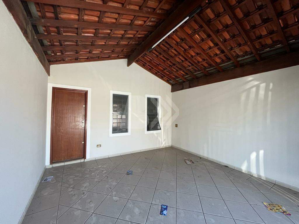 Casa Residencial para aluguel no Santa Terezinha: 