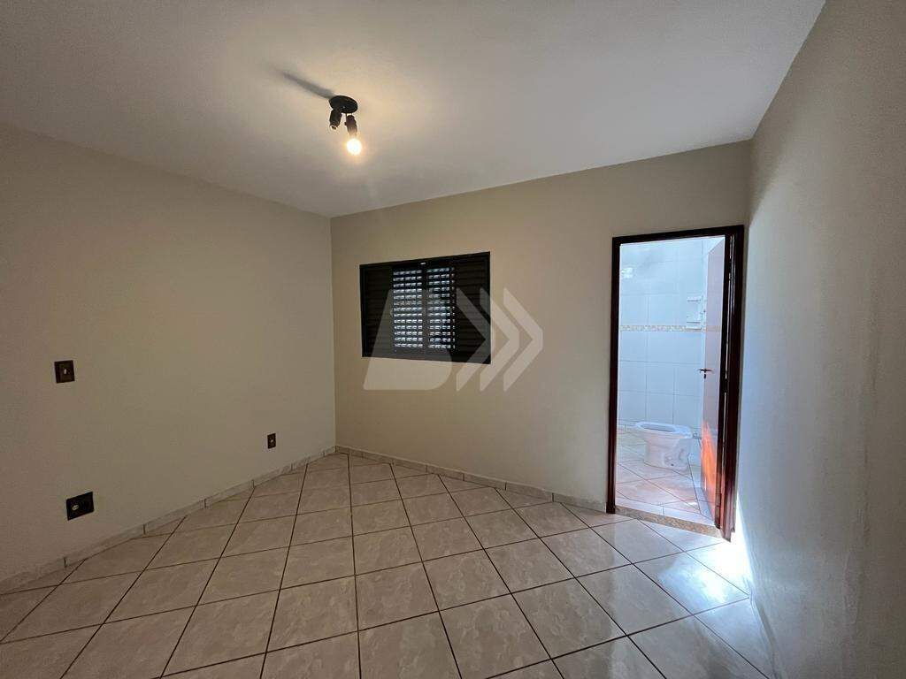 Casa Residencial para aluguel no Santa Terezinha: 