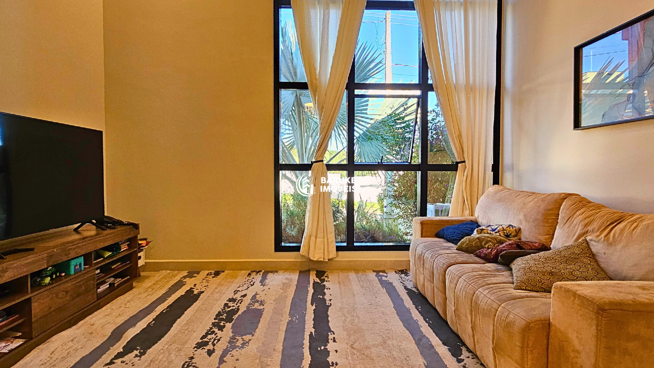 Casa de condomínio à venda no bairro JARDIM RESIDENCIAL VIENAIndaiatuba: 