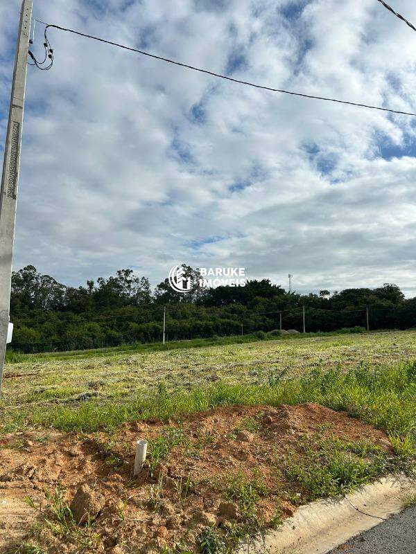 Terreno à venda no bairro RESERVA DA COLINAIndaiatuba: 