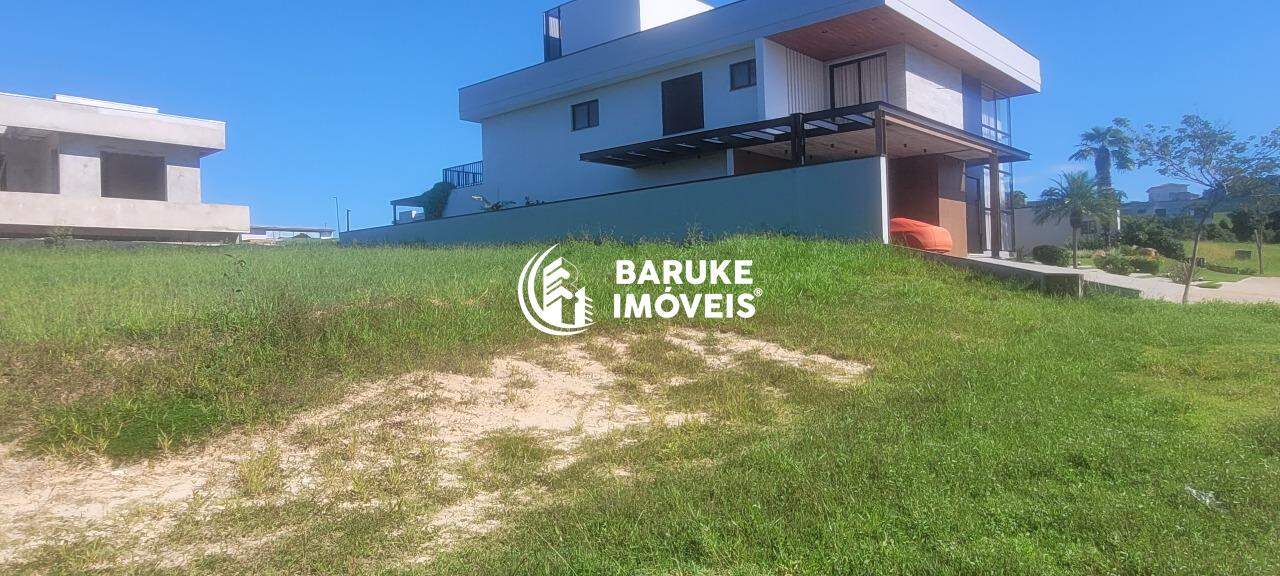 Terreno à venda no bairro Parque Villa dos PinheirosIndaiatuba: 