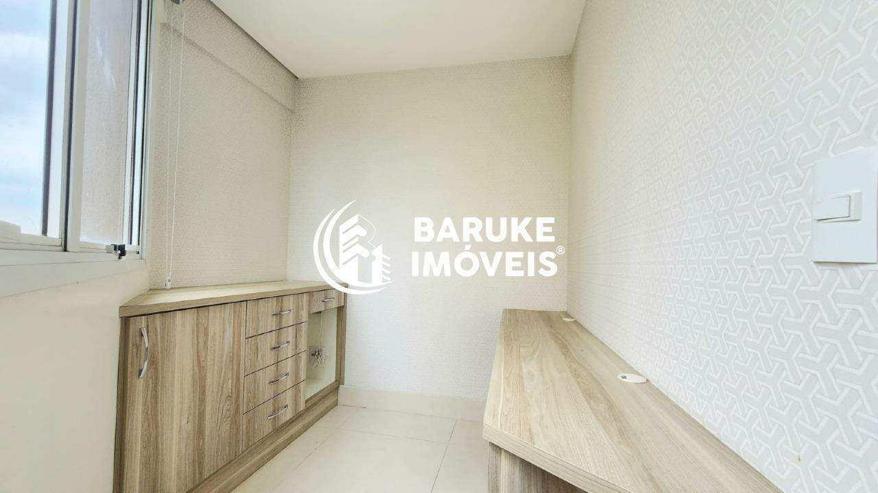Sala à venda no bairro JARDIM POMPEIAIndaiatuba: 