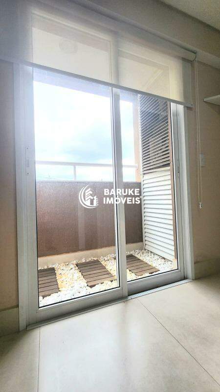 Sala à venda no bairro JARDIM POMPEIAIndaiatuba: 
