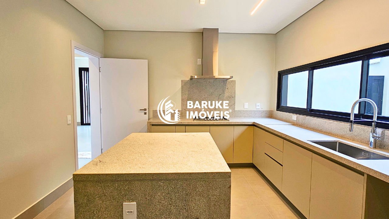 Casa de condomínio à venda no bairro Parque Villa dos PinheirosIndaiatuba: 