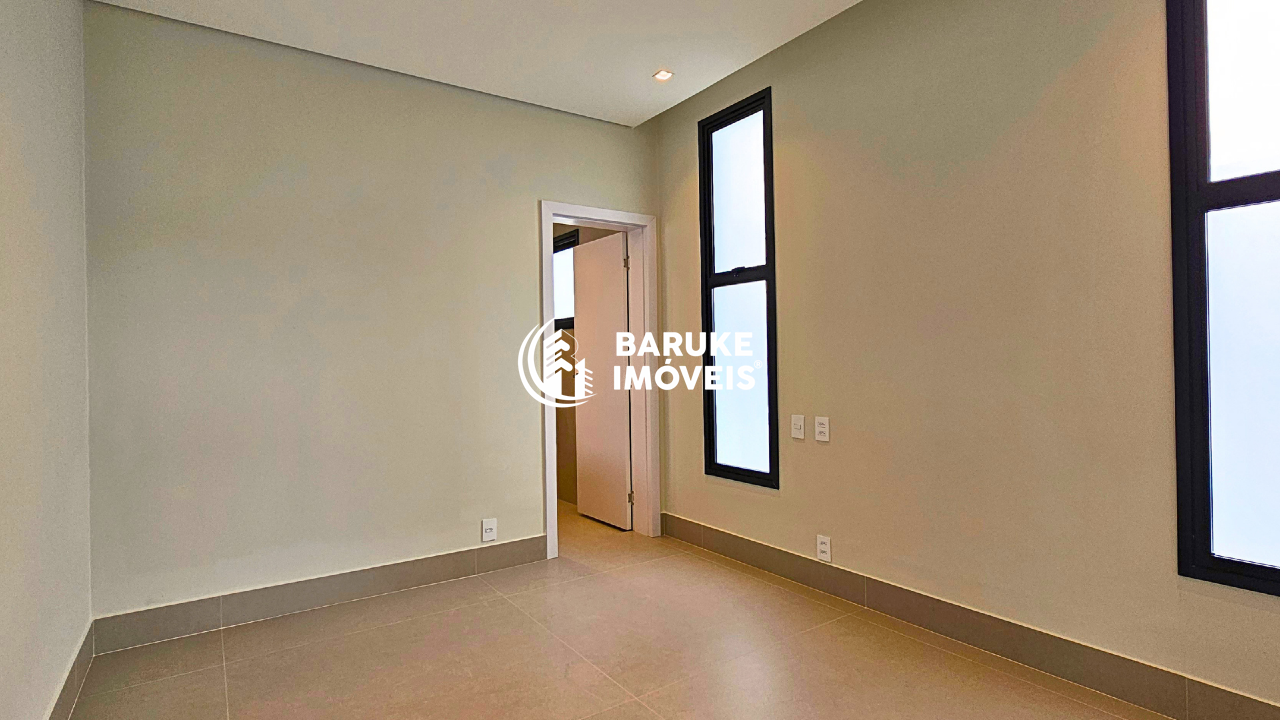 Casa de condomínio à venda no bairro Parque Villa dos PinheirosIndaiatuba: 