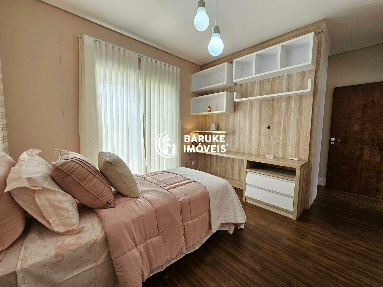 Casa de condomínio à venda no bairro JARDIM RESIDENCIAL MARIA DULCEIndaiatuba: 