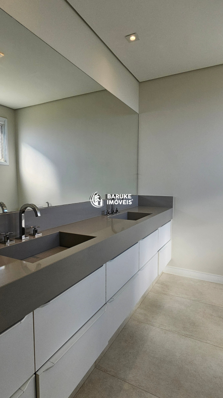 Casa de condomínio à venda no bairro JARDIM VILA PARADISOIndaiatuba: 