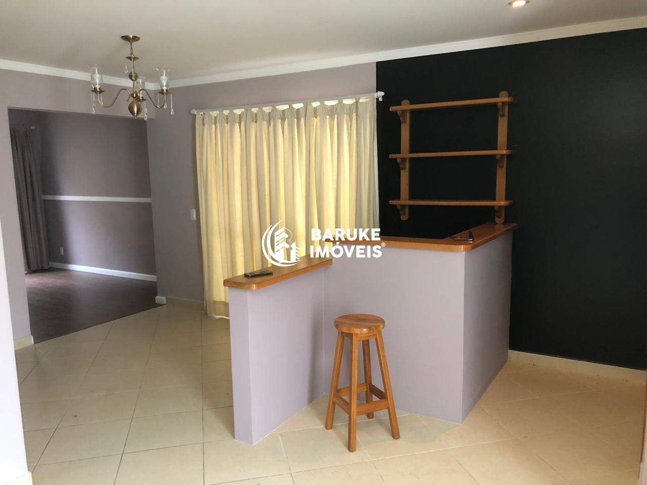Casa de condomínio para aluguel no bairro VILA SUICAIndaiatuba: 