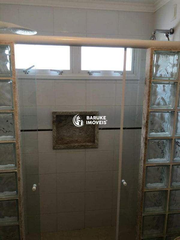 Casa de condomínio para aluguel no bairro VILA SUICAIndaiatuba: 