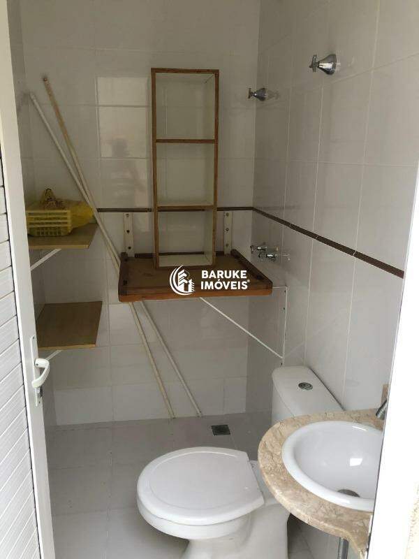 Casa de condomínio para aluguel no bairro VILA SUICAIndaiatuba: 