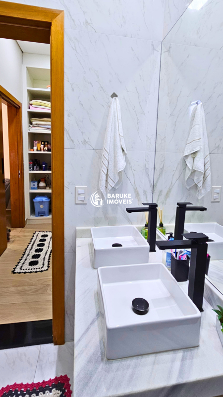 Casa de condomínio à venda no bairro JARDIM PIEMONTEIndaiatuba: 