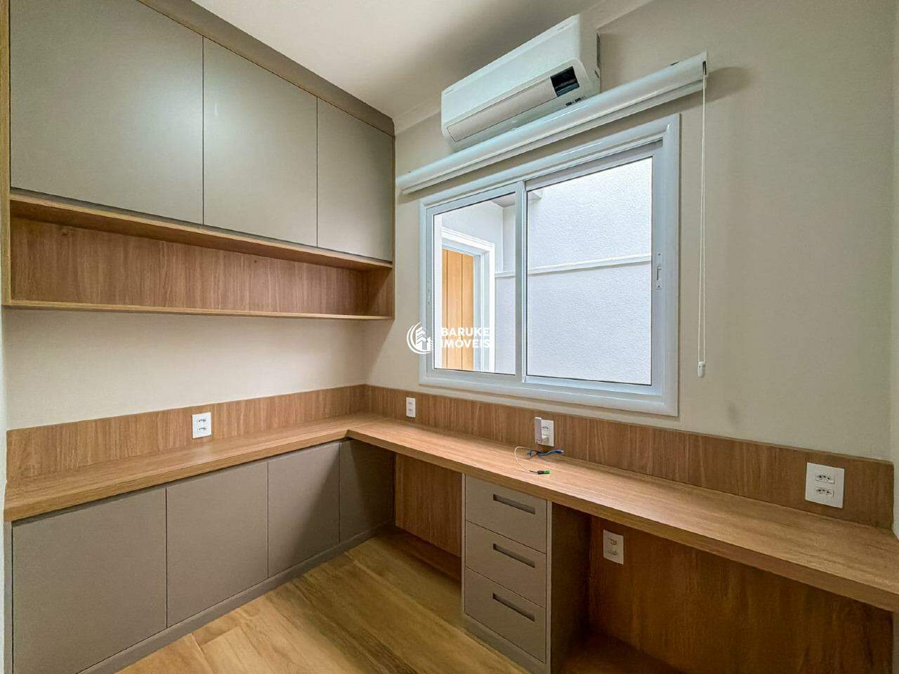Casa de condomínio à venda no bairro JARDIM RESIDENCIAL MARIA DULCEIndaiatuba: 