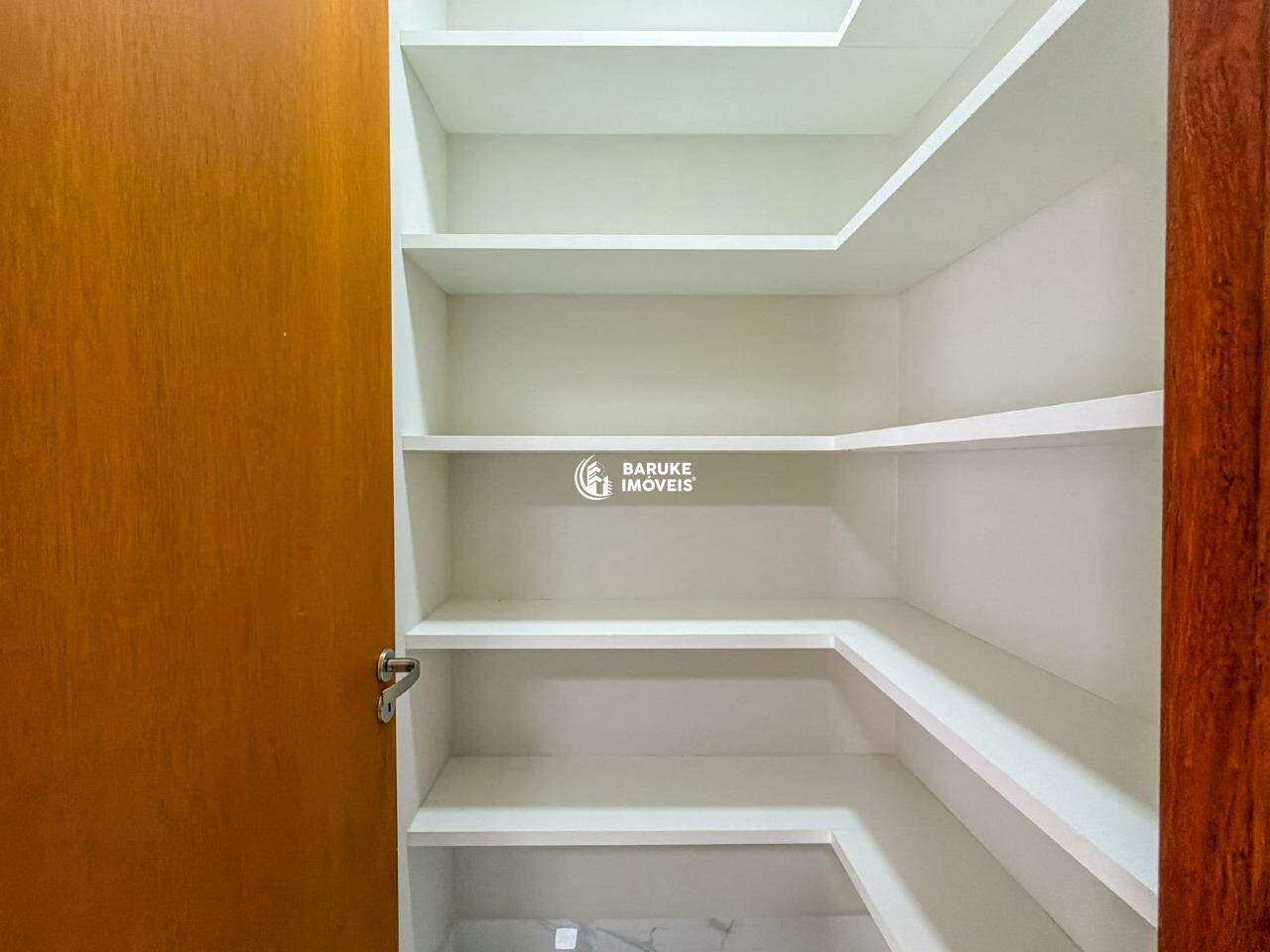 Casa de condomínio à venda no bairro JARDIM RESIDENCIAL MARIA DULCEIndaiatuba: 