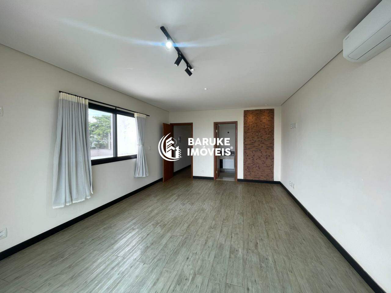 Casa de condomínio à venda no bairro JARDIM RESERVA BOM VIVER DE INDAIATUBAIndaiatuba: 