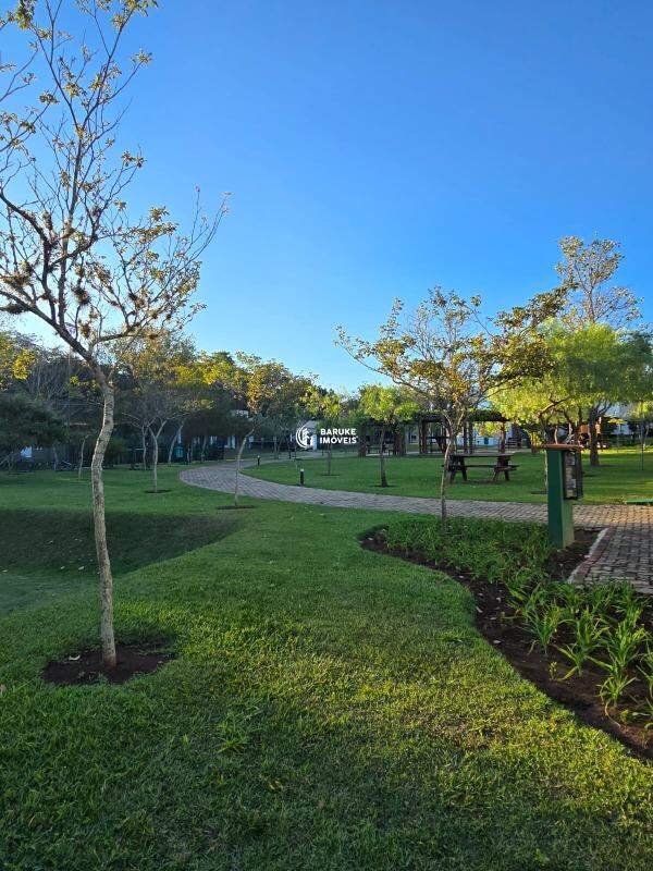 Terreno à venda no bairro JARDIM RESIDENCIAL SANTA CLARAIndaiatuba: 