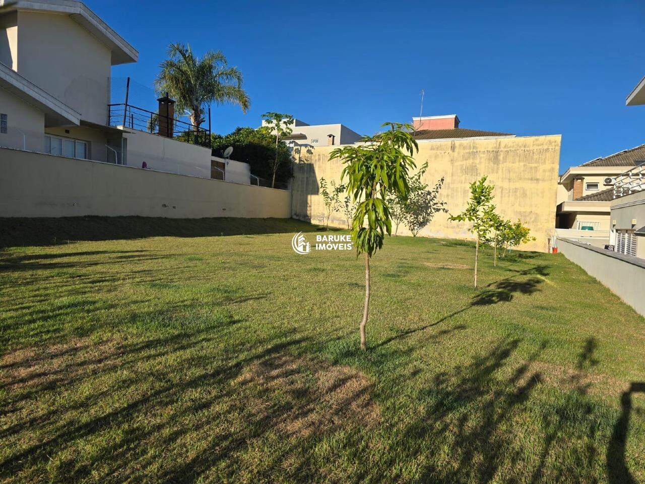 Terreno à venda no bairro JARDIM RESIDENCIAL SANTA CLARAIndaiatuba: 