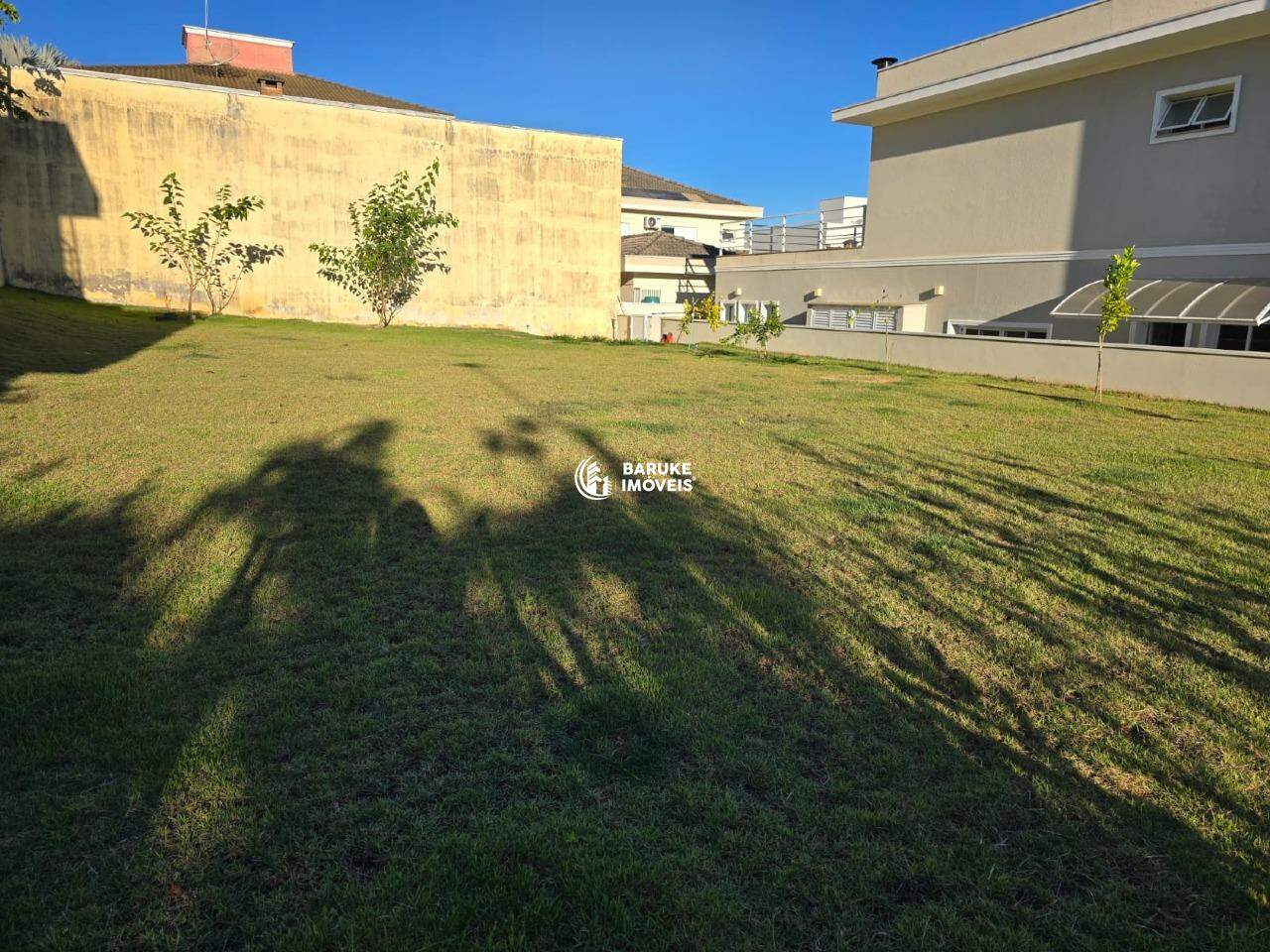 Terreno à venda no bairro JARDIM RESIDENCIAL SANTA CLARAIndaiatuba: 