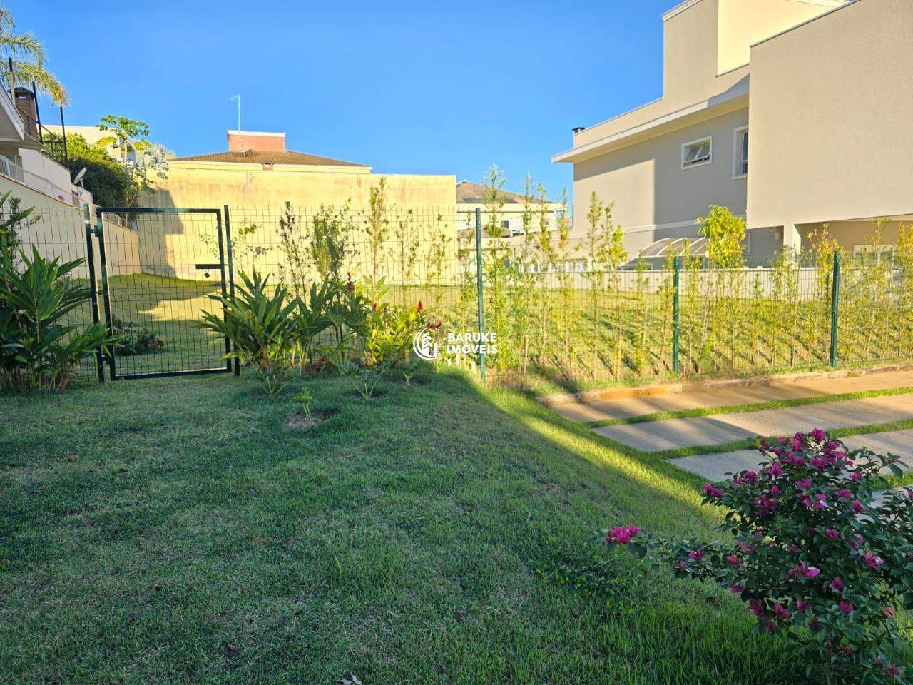 Terreno à venda no bairro JARDIM RESIDENCIAL SANTA CLARAIndaiatuba: 