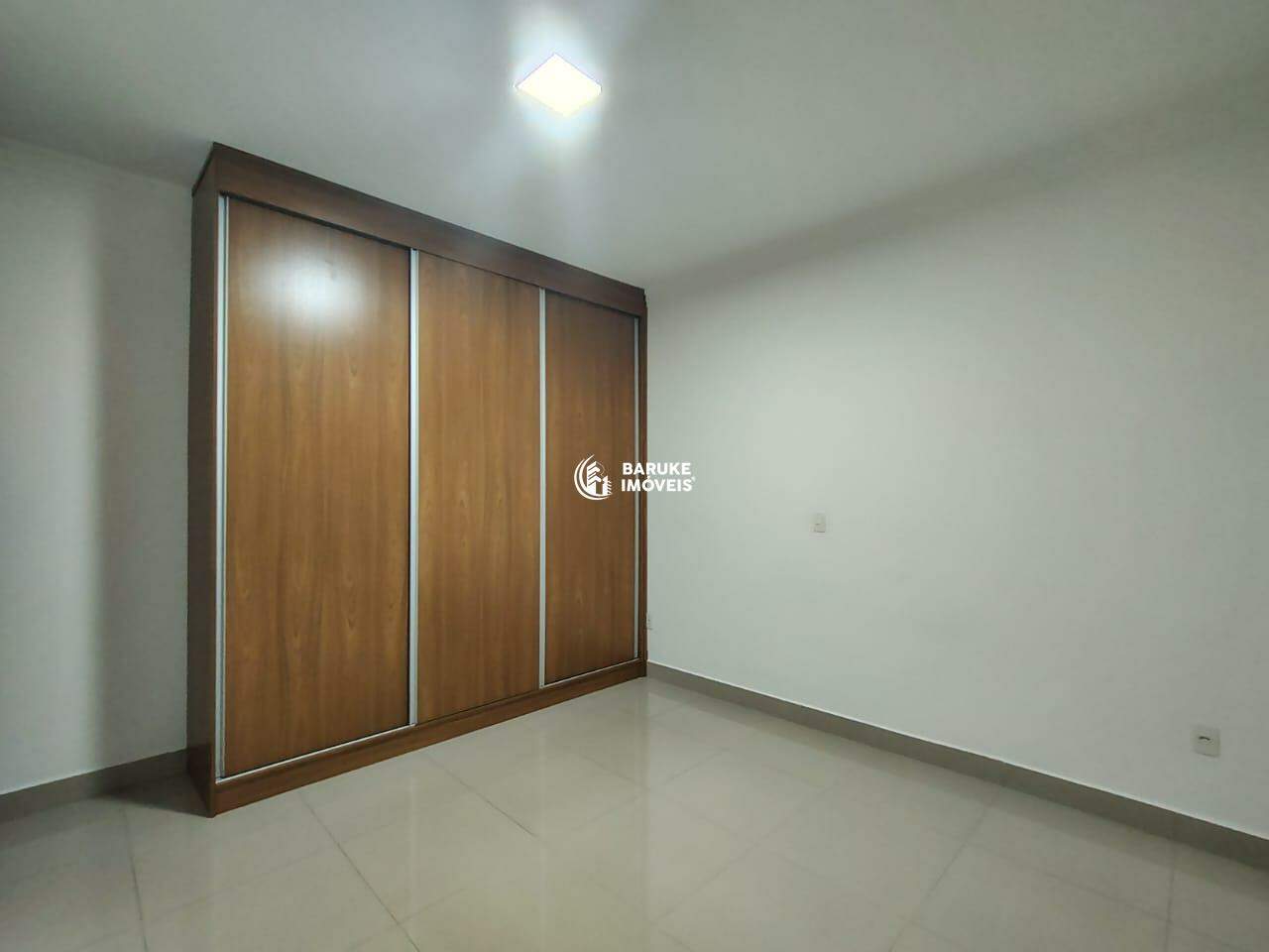 Casa de condomínio para aluguel no bairro JARDIM BRÉSCIAIndaiatuba: 
