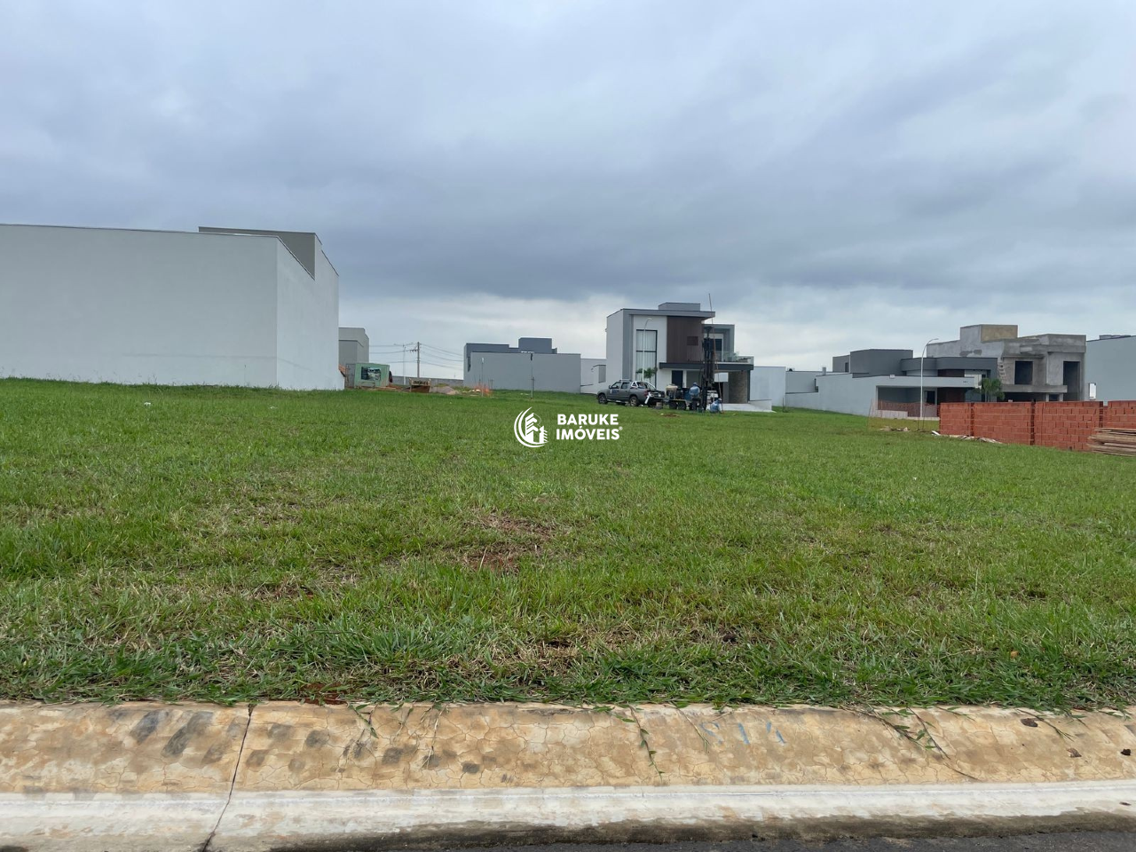 Terreno à venda no bairro JARDIM RESIDENCIAL DONA MARIA CANDIDAIndaiatuba: 