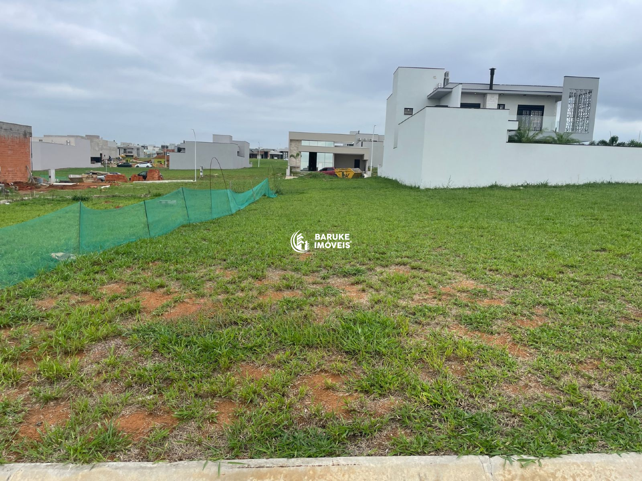 Terreno à venda no bairro JARDIM RESIDENCIAL DONA MARIA CANDIDAIndaiatuba: 