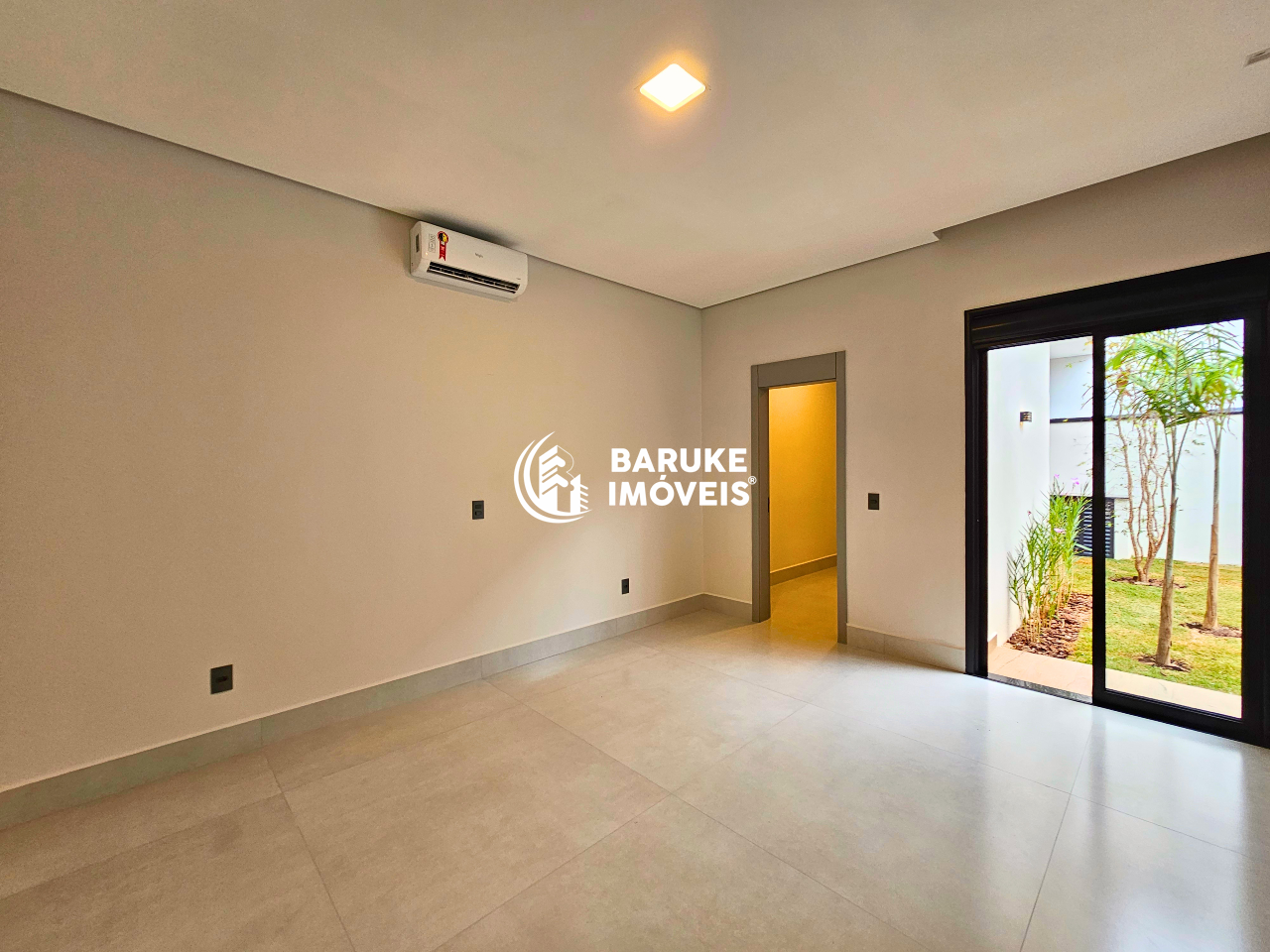 Casa de condomínio à venda no bairro RESIDENCIAL LONDON PARKIndaiatuba: 