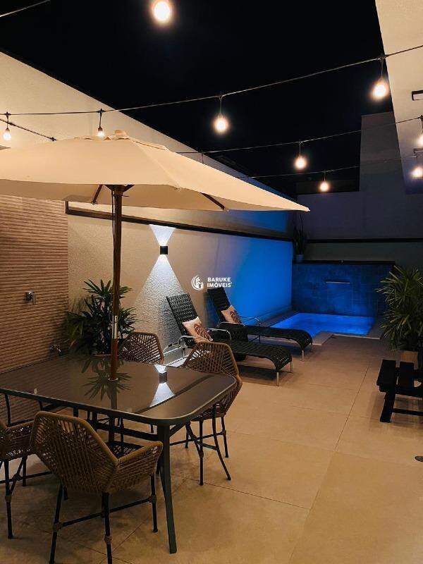 Casa de condomínio à venda no bairro JARDIM BRÉSCIAIndaiatuba: 