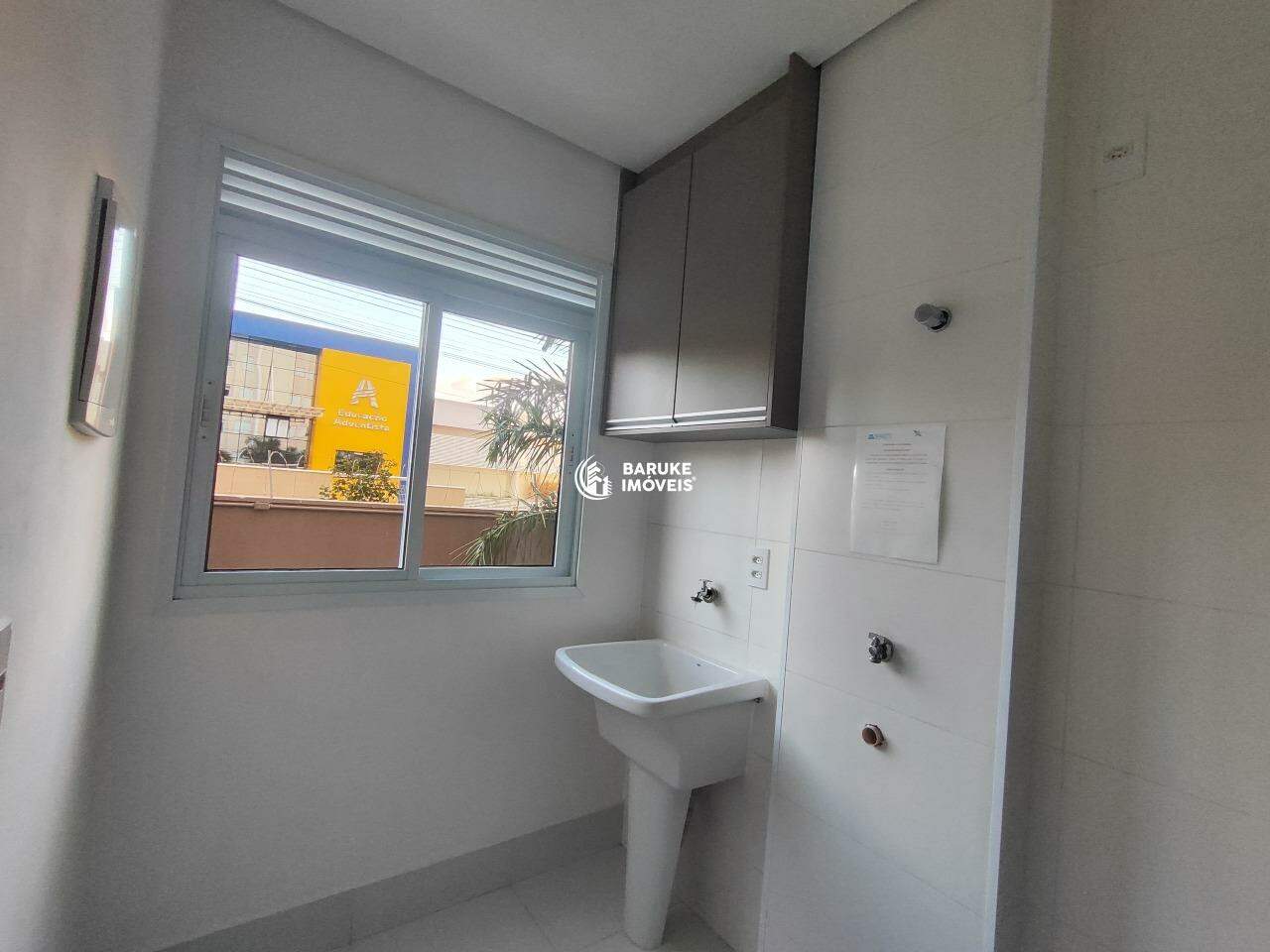Apartamento para aluguel no bairro JARDIM SANTIAGOIndaiatuba: 
