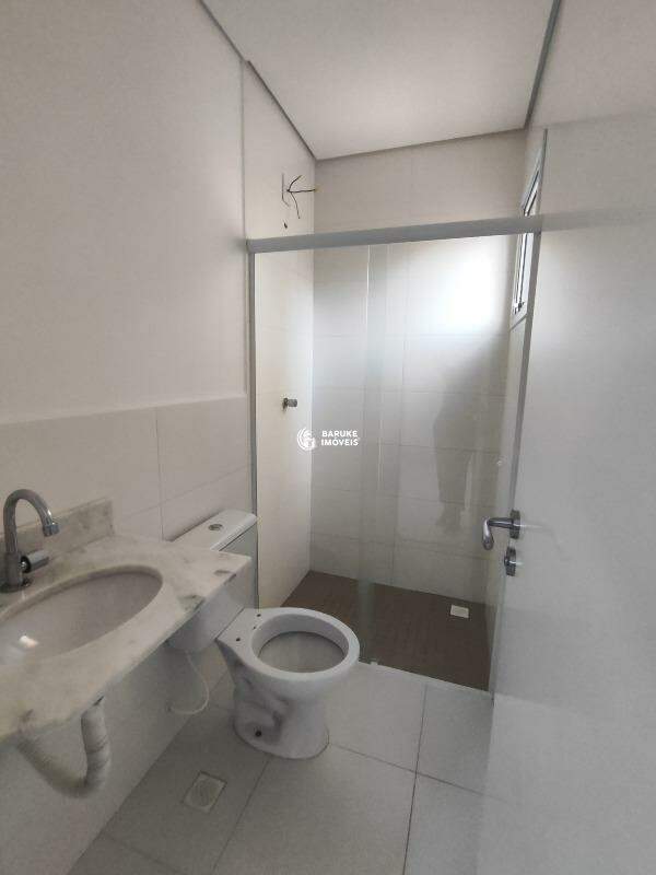 Apartamento para aluguel no bairro JARDIM SANTIAGOIndaiatuba: 