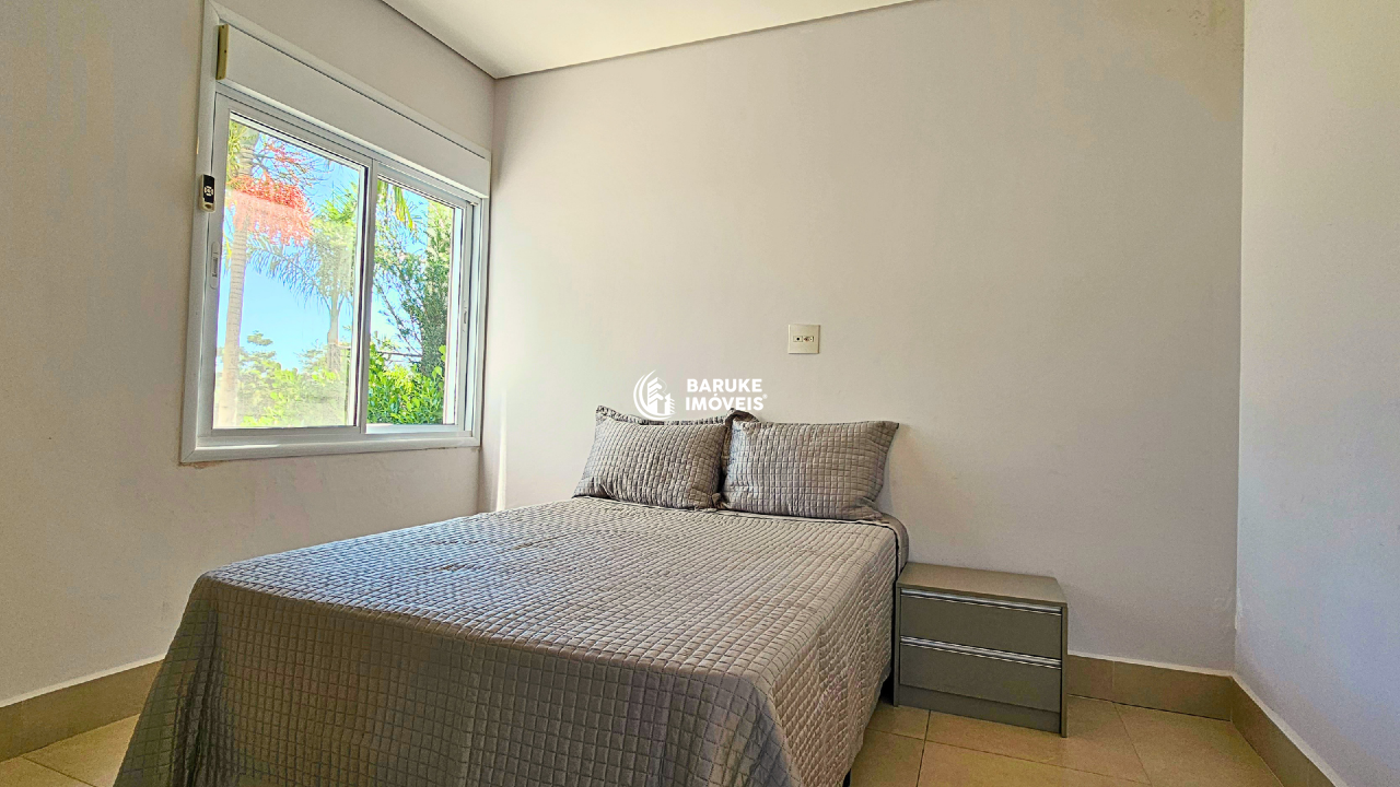 Casa de condomínio à venda no bairro ItapecericaSALTO: 