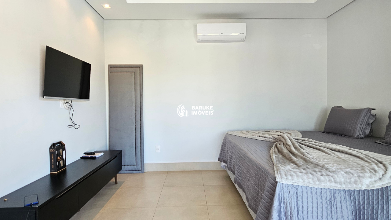 Casa de condomínio à venda no bairro ItapecericaSALTO: 