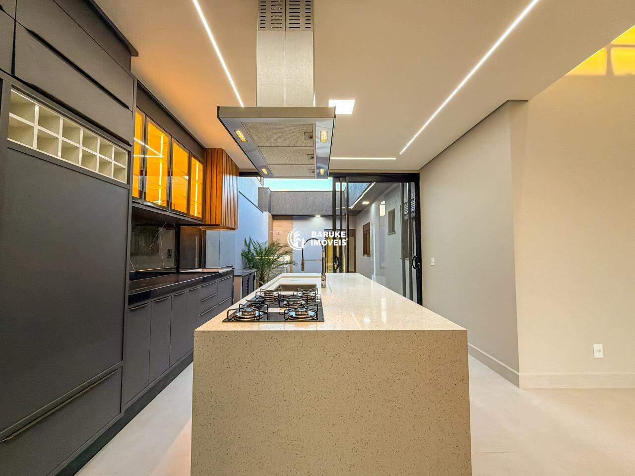 Casa de condomínio à venda no bairro JARDIM MANTOVAIndaiatuba: 