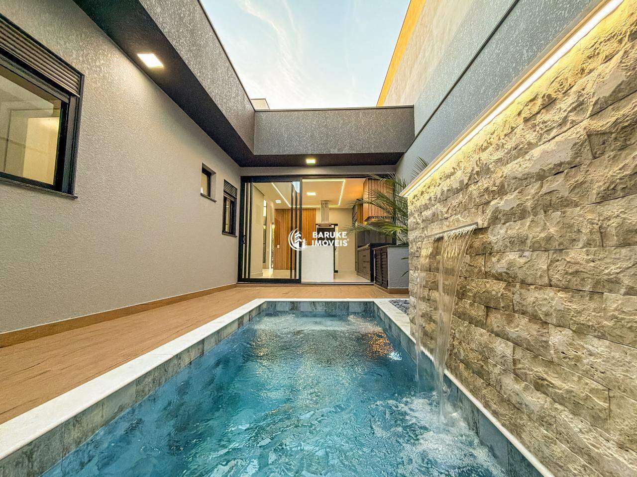 Casa de condomínio à venda no bairro JARDIM MANTOVAIndaiatuba: 