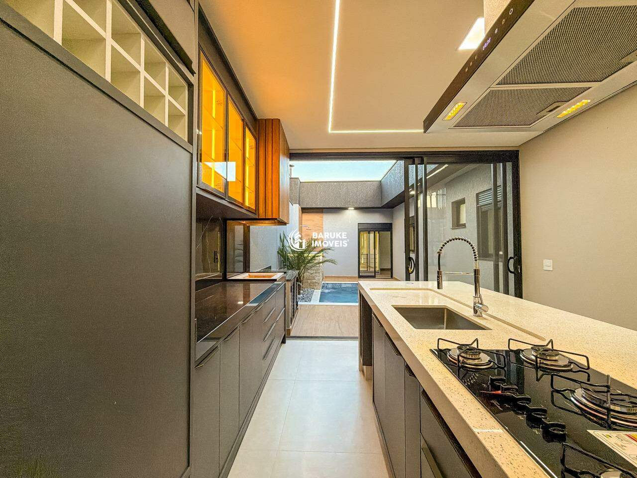 Casa de condomínio à venda no bairro JARDIM MANTOVAIndaiatuba: 