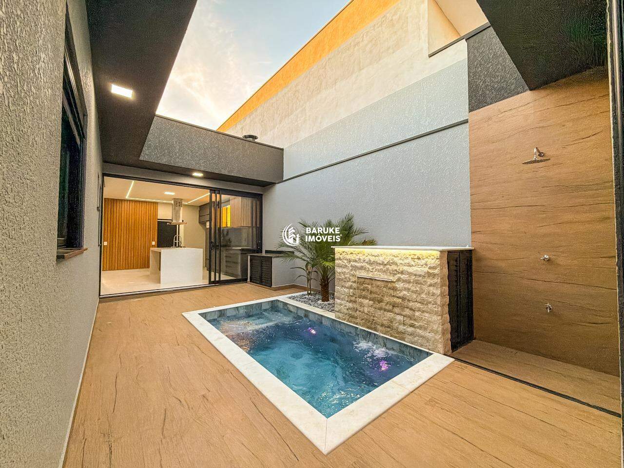 Casa de condomínio à venda no bairro JARDIM MANTOVAIndaiatuba: 